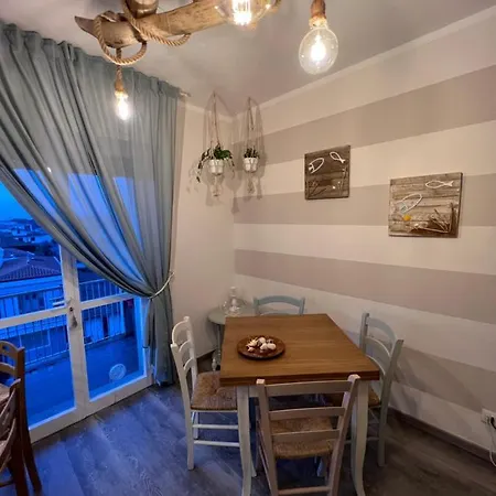 Апартаменты Shabby House Fdm Форте-деи-Марми